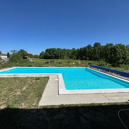 Les Nids De La Cheveche Casa vacanze Saint-Pierre-de-Juillers