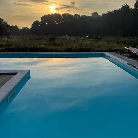 Les Nids De La Cheveche Saint-Pierre-de-Juillers