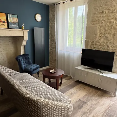 Les Nids De La Cheveche Casa vacanze Saint-Pierre-de-Juillers